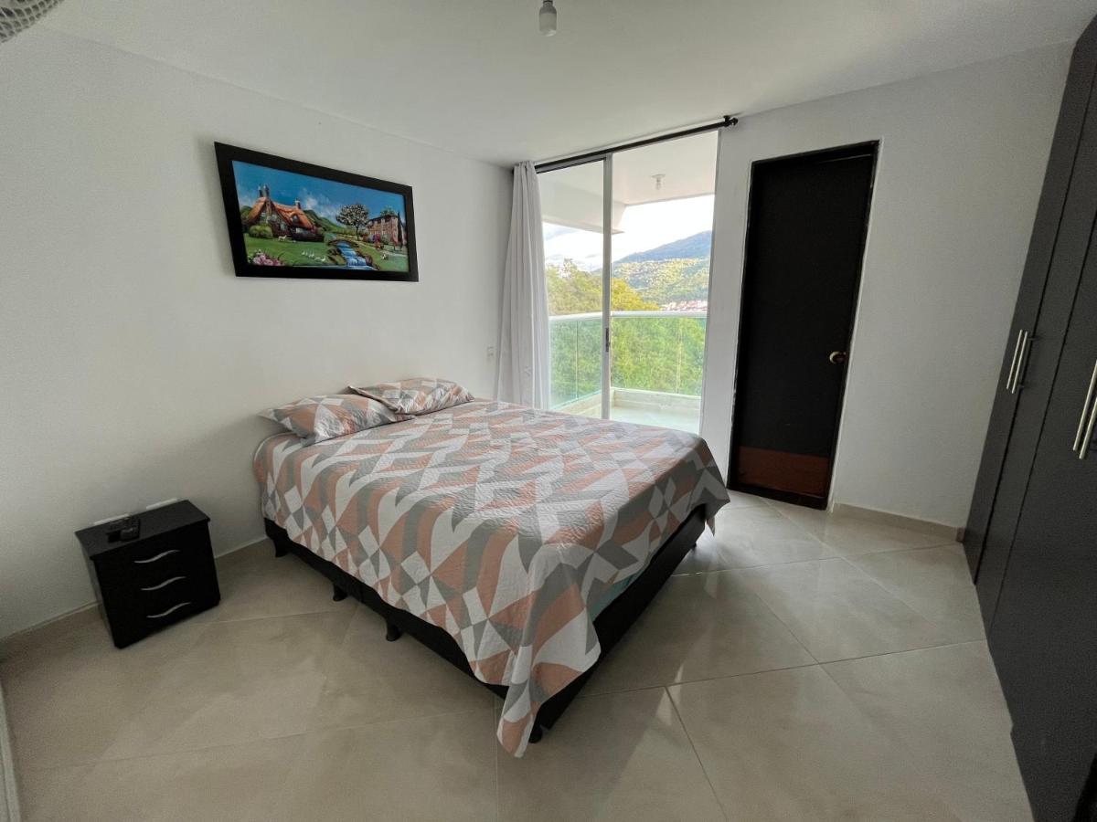 Apartahotel Santorini Club - Bed & Coffee San Gil Esterno foto